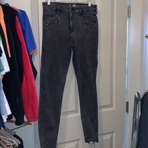 Hollister skinny jeans